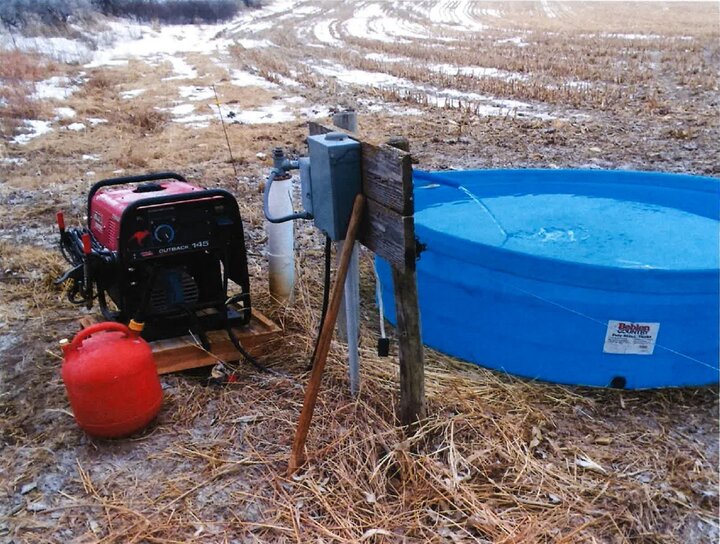 Livestock tank